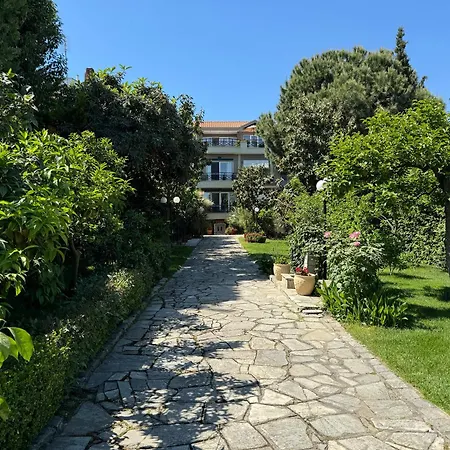Paneon Nea Iraklitsa